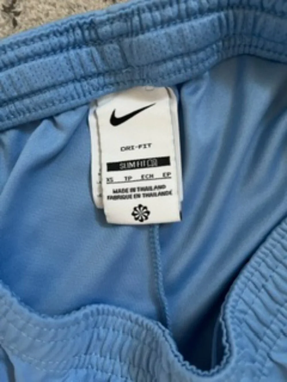 🧡3/$15 NIKE DRI-FIT Slim Fit Light Blue White Shorts XS